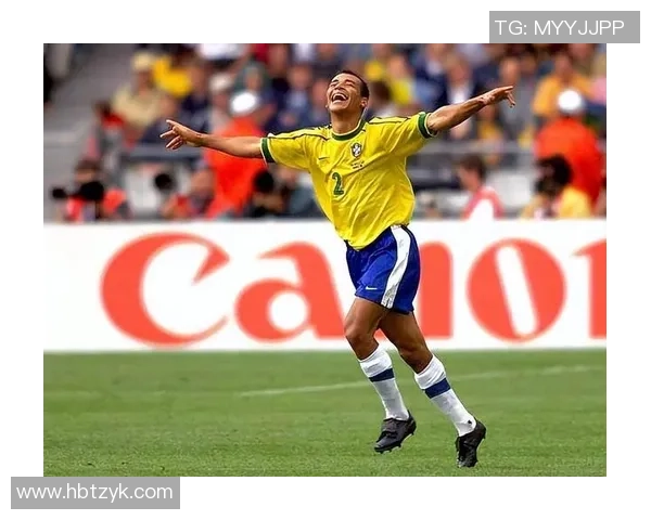 南美足球明星风采展示与精彩瞬间回顾，感受激情与荣耀的完美结合