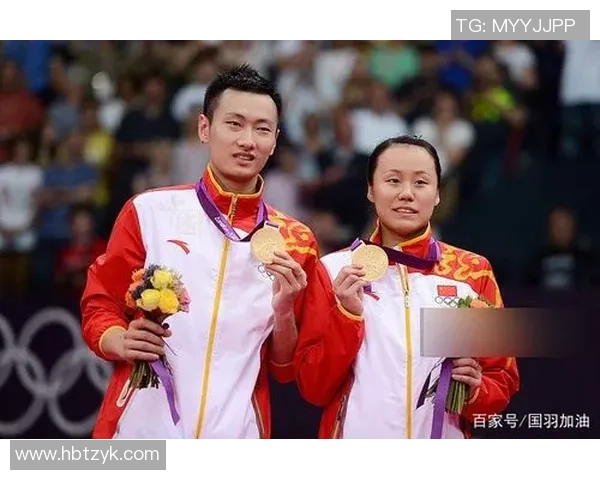 重庆羽毛球队与成都羽毛球队赛后复盘分析个人能力对比与表现总结